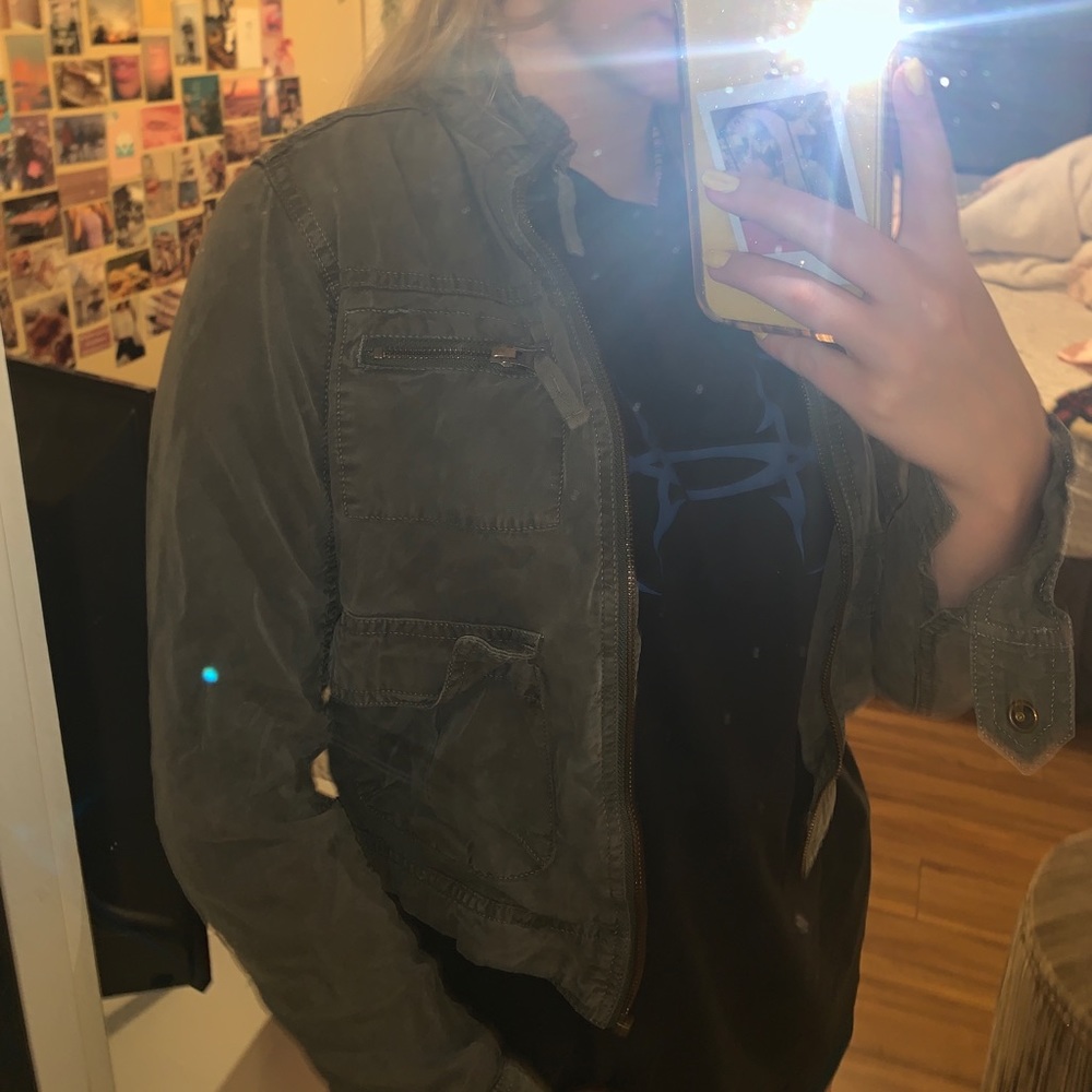 Jacket - Picture 2 of 3